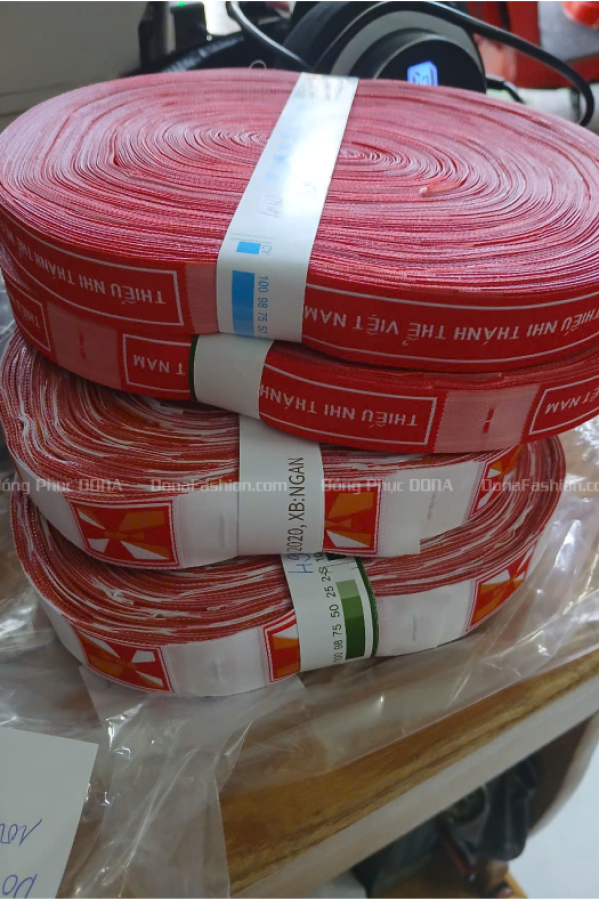 Dệt nhãn mác Thiếu nhi thánh thể