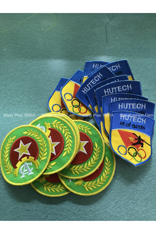 Thêu logo trường học, bệnh viện